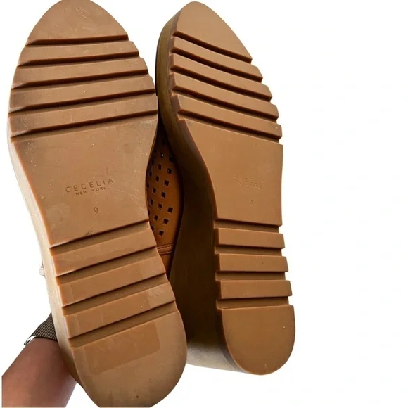 CECELIA NEW YORK Georgie Wedge Bootie Mustard US 9 Ankle Boots & Booties